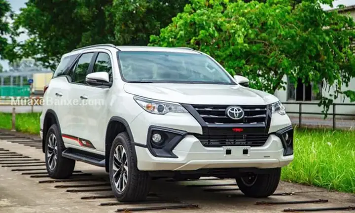 Toyota Fortuner V: Đánh Giá Chi Tiết Và Mọi Thông Tin Cần Biết