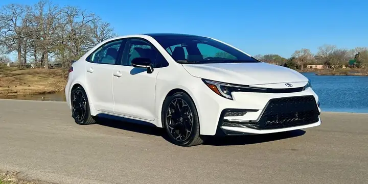 Toyota Fx: Tất Cả Những Điều Bạn Cần Biết Về Dòng Xe Thể Thao Độc Đáo