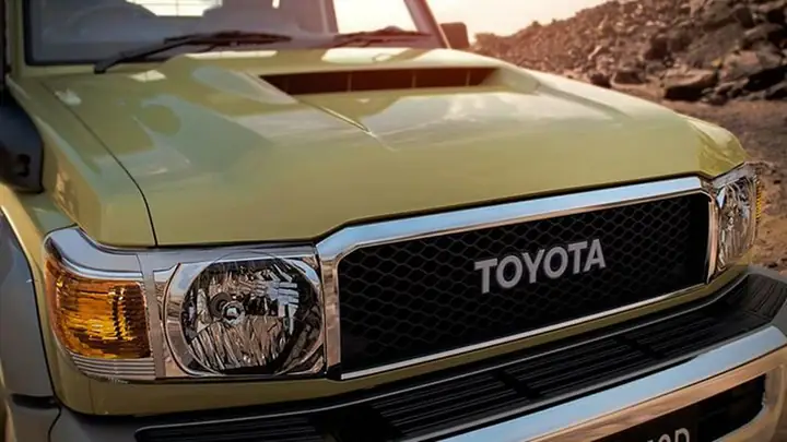 Toyota Grill: Tất Cả Những Điều Bạn Cần Biết Về Mạng Lưới Đầu Xe Toyota