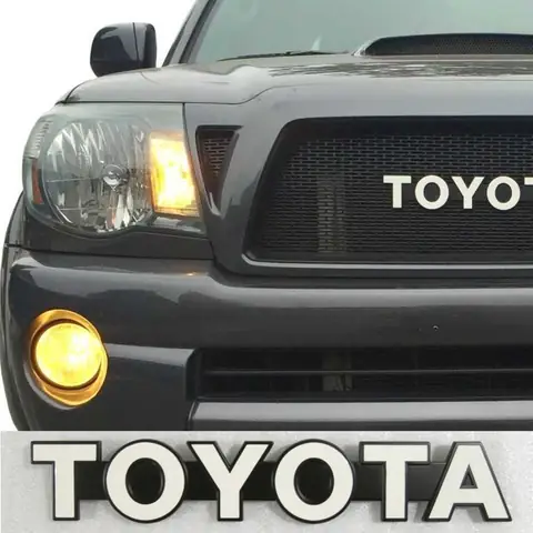 Toyota Grill: Tất Cả Những Điều Bạn Cần Biết Về Mạng Lưới Đầu Xe Toyota