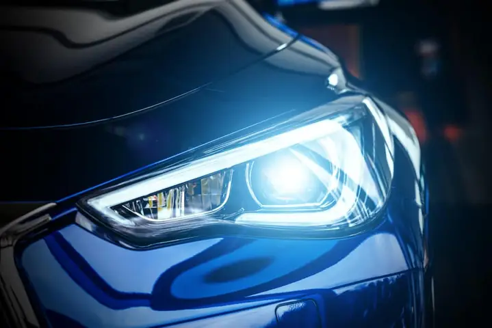 Toyota Headlights: Các Loại, Công Nghệ Và Cách Bảo Dưỡng