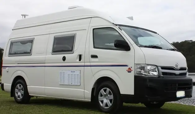 Toyota Hiace Camper: Hướng Dẫn Chuyển Đổi Và Trải Nghiệm Du Lịch