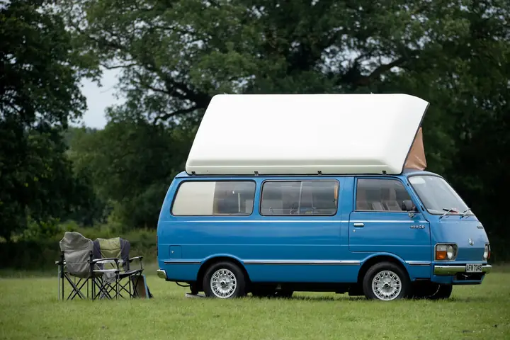 Toyota Hiace Camper: Hướng Dẫn Chuyển Đổi Và Trải Nghiệm Du Lịch