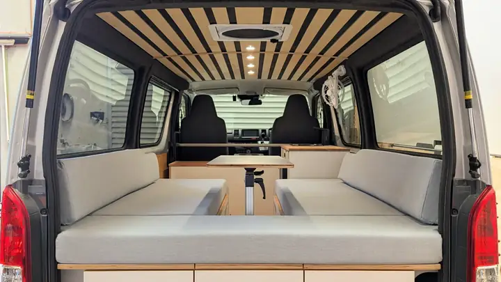 Toyota Hiace Camper: Hướng Dẫn Chuyển Đổi Và Trải Nghiệm Du Lịch