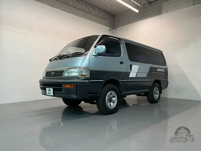 Toyota Hiace Custom: Tổng Quan Về Các Mẫu Tùy Chỉnh, Xu Hướng Và Lựa Chọn Phù Hợp Toyota Hiace Custom: Tổng Quan Về Các Mẫu Tùy Chỉnh, Xu Hướng Và Lựa Chọn Phù Hợp