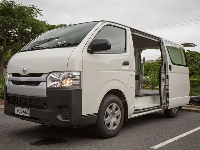 Toyota Hiace Lwb: Đánh Giá Toàn Diện Chiếc Xe Đa Năng Đỉnh Cao Cho Doanh Nghiệp Và Gia Đình Toyota Hiace Lwb: Đánh Giá Toàn Diện Chiếc Xe Đa Năng Đỉnh Cao Cho Doanh Nghiệp Và Gia Đình