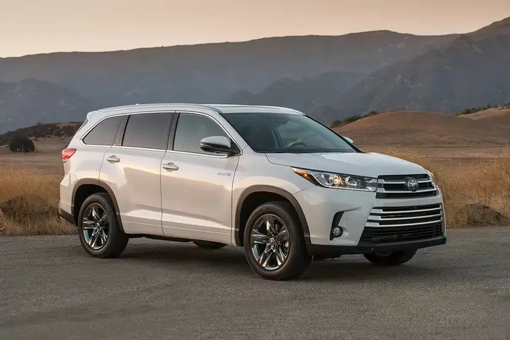 Toyota Highlander Canada: Đánh Giá Toàn Diện, Giá Bán, Tính Năng Và Lời Khuyên Mua Xe Toyota Highlander Canada: Đánh Giá Toàn Diện, Giá Bán, Tính Năng Và Lời Khuyên Mua Xe