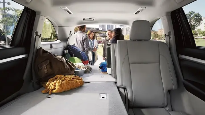 Toyota Highlander Interior: Tổng Quan Đầy Đủ Về Không Gian Nội Thất Xe Hơi Đỉnh Cao Toyota Highlander Interior: Tổng Quan Đầy Đủ Về Không Gian Nội Thất Xe Hơi Đỉnh Cao