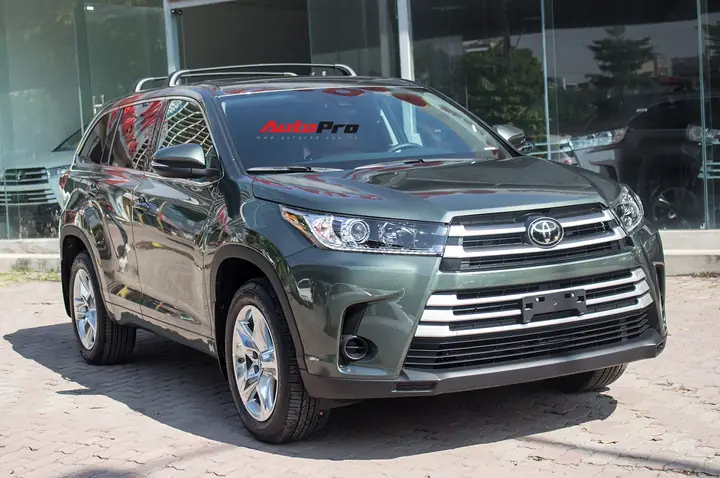 Toyota Highlander Le: Đánh Giá Chi Tiết Và Những Điểm Cần Biết Toyota Highlander Le: Đánh Giá Chi Tiết Và Những Điểm Cần Biết