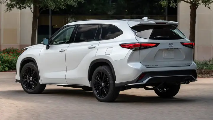 Đánh Giá Chi Tiết Toyota Highlander: Thông Số Kỹ Thuật, Tính Năng Và Những Điểm Nổi Bật Đánh Giá Chi Tiết Toyota Highlander: Thông Số Kỹ Thuật, Tính Năng Và Những Điểm Nổi Bật