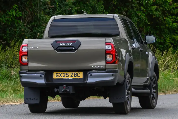 Toyota Hilux Back: Khám Phá Đánh Giá Toàn Diện Về Thiết Kế, Tính Năng Và Hiệu Suất Toyota Hilux Back: Khám Phá Đánh Giá Toàn Diện Về Thiết Kế, Tính Năng Và Hiệu Suất