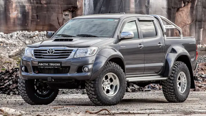 Toyota Hilux Custom: Hướng Dẫn Tùy Chỉnh & Lựa Chọn Phụ Kiện Toyota Hilux Custom: Hướng Dẫn Tùy Chỉnh & Lựa Chọn Phụ Kiện