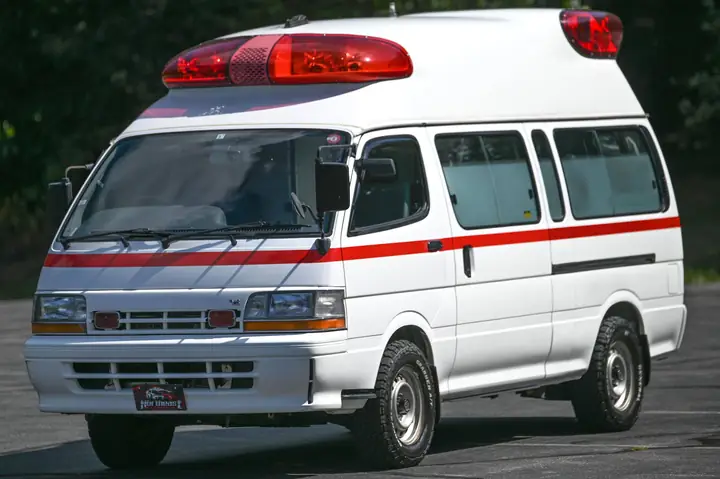 Toyota Himedic Là Gì? Tìm Hiểu Toàn Diện Về Xe Cứu Thương Toyota