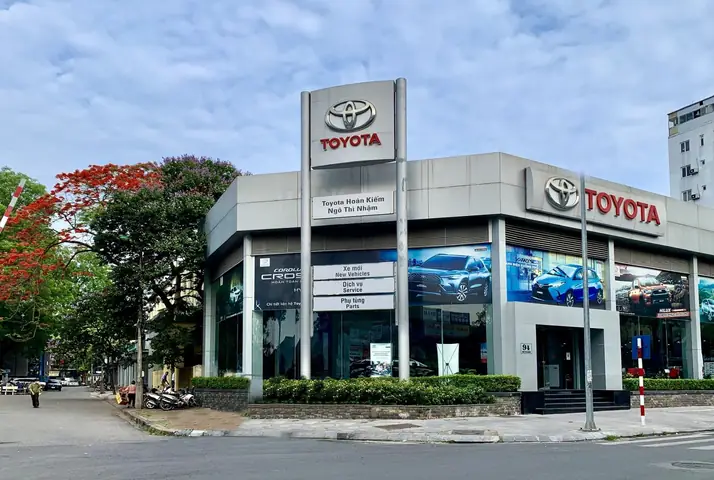 Toyota Hoàn Kiếm: Tổng Quan Về Đại Lý, Dịch Vụ Và Những Lưu Ý Khi Mua Xe Toyota Hoàn Kiếm: Tổng Quan Về Đại Lý, Dịch Vụ Và Những Lưu Ý Khi Mua Xe