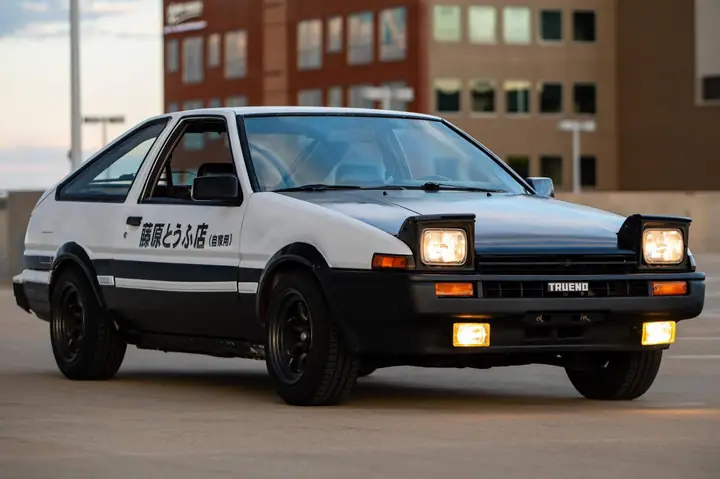 Toyota Initial D: Tất Cả Những Gì Bạn Cần Biết Toyota Initial D: Tất Cả Những Gì Bạn Cần Biết