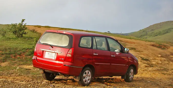 Toyota Innova History: Hành Trình Phát Triển Từ 2004 Đến Nay Toyota Innova History: Hành Trình Phát Triển Từ 2004 Đến Nay