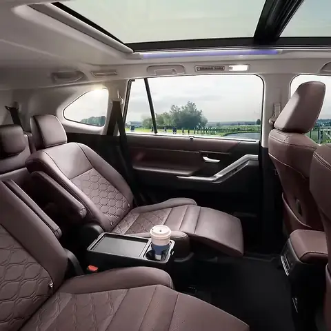 Toyota Innova Interior: Thiết Kế, Tiện Nghi Và Công Nghệ