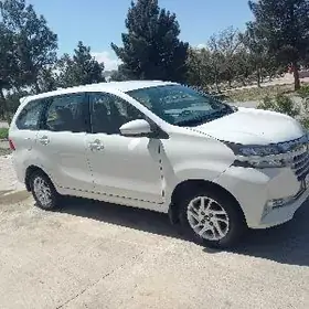 Toyota Innova Купить – Hướng Dẫn Chi Tiết Cách Mua Xe Toyota Innova Tại Nga