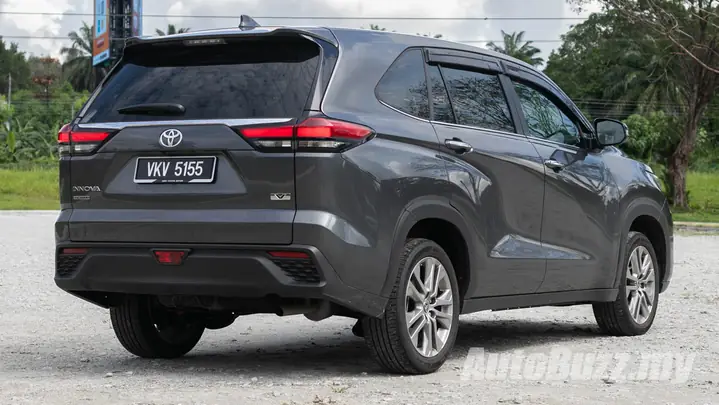 Toyota Innova Review – Đánh Giá Chi Tiết Xe Hơi Gia Đình Đáng Tin Cậy
