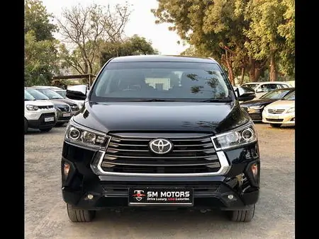 Toyota Innova Uk: Tổng Quan, Thông Số Và Giá Bán