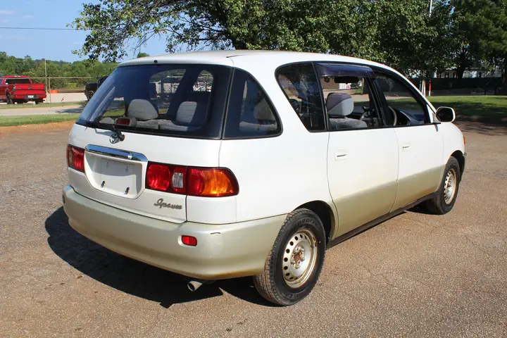 Toyota Ipsum Là Gì? Khái Niệm, Lịch Sử Và Các Mẫu Xe Liên Quan