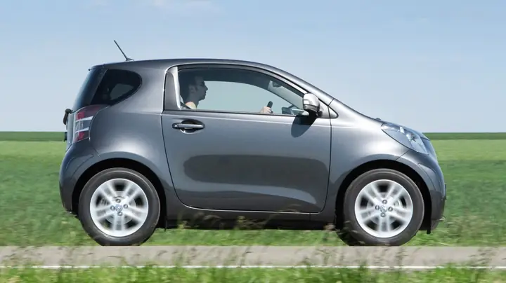 Giá Toyota Iq Tại Việt Nam: Cập Nhật Nhất Thời, So Sánh Và Những Điều Cần Biết Giá Toyota Iq Tại Việt Nam: Cập Nhật Nhất Thời, So Sánh Và Những Điều Cần Biết