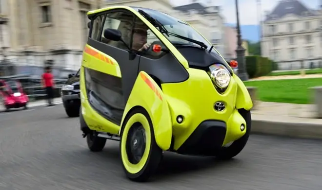 Toyota Iroad Giá: Tổng Quan Chi Tiết Và Các Yếu Tố Ảnh Hưởng Đến Giá Bán