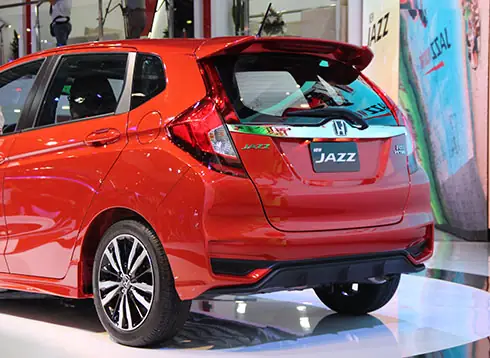 Toyota Jazz: Đánh Giá Toàn Diện Và Hướng Dẫn Chọn Mua Xe Nhỏ Gọn Cho Gia Đình