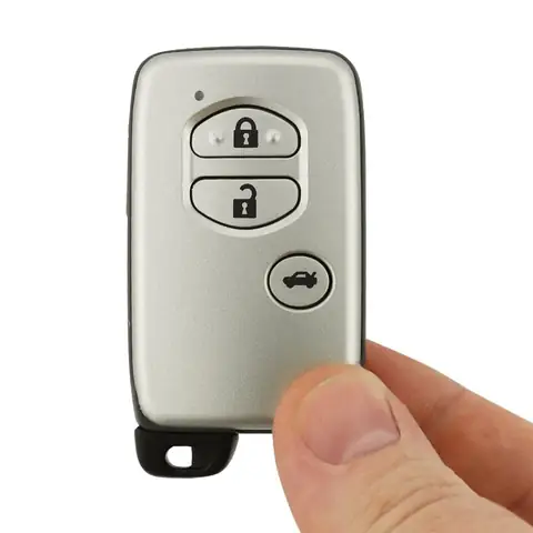 Toyota Key Fob: Hướng Dẫn Toàn Diện Về Chức Năng, Thay Thế & Lập Trình