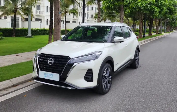 Toyota Kicks: Đánh Giá Chi Tiết Và Những Điểm Cần Biết