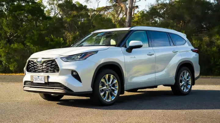 Toyota Kluger – Tổng Quan Chi Tiết Về Mẫu Suv Hạng Trung Của Toyota