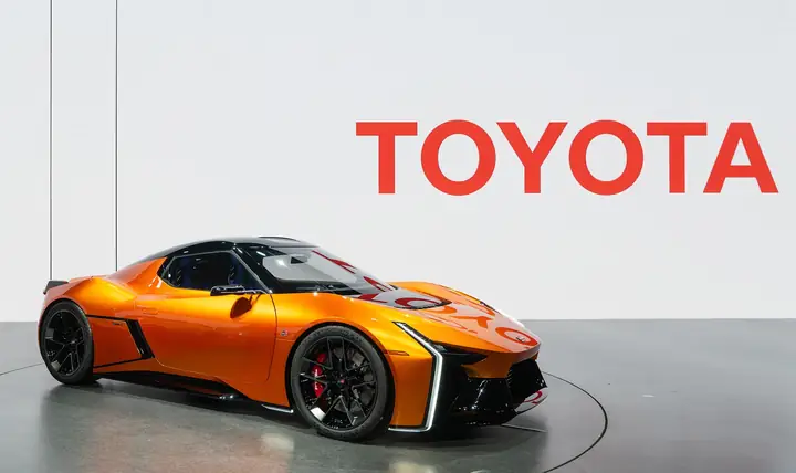 Toyota La Là Gì? Tổng Quan Về Thương Hiệu Và Dịch Vụ Tại Los Angeles