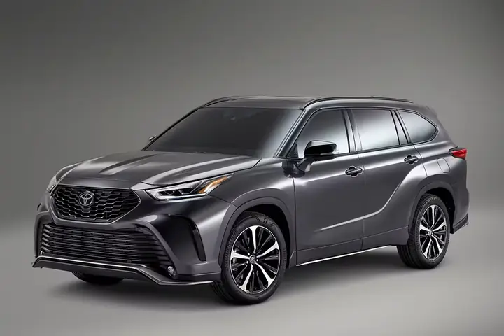 Toyota Land Highlander: Đánh Giá Toàn Diện Và So Sánh Với Các Đối Thủ Cùng Phân Khúc Toyota Land Highlander: Đánh Giá Toàn Diện Và So Sánh Với Các Đối Thủ Cùng Phân Khúc