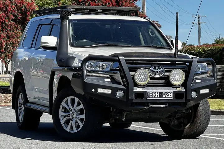 Toyota Landcruiser Vx – Tổng Quan Chi Tiết, Tính Năng Và Lý Do Bạn Nên Cân Nhắc Sở Hữu Toyota Landcruiser Vx – Tổng Quan Chi Tiết, Tính Năng Và Lý Do Bạn Nên Cân Nhắc Sở Hữu