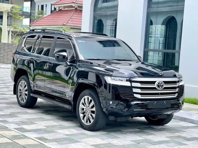Toyota Lc Là Gì? Tổng Quan Chi Tiết Về Dòng Xe Toyota Lc