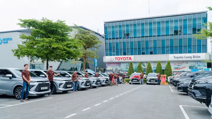Toyota Long Biên: Thông Tin Chi Tiết Về Đại Lý Và Dịch Vụ