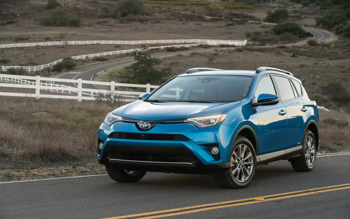Toyota Lovers: Cộng Đồng Đam Mê Toyota Và Những Điều Cần Biết