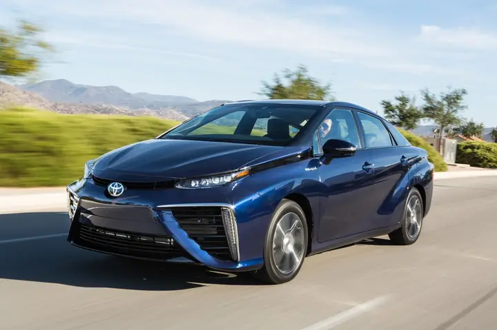 Toyota M – Tổng Quan Về Dòng Xe Và Công Nghệ Của Toyota
