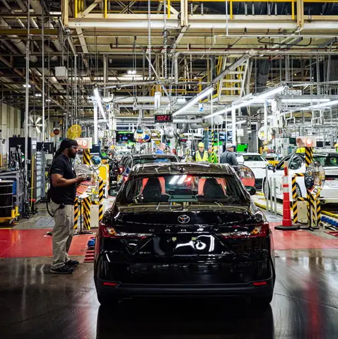 Toyota Manufacturing: Quy Trình Sản Xuất Và Tiêu Chuẩn Chất Lượng Toyota Manufacturing: Quy Trình Sản Xuất Và Tiêu Chuẩn Chất Lượng