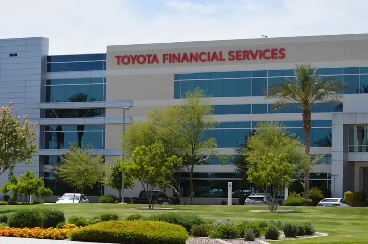 Toyota Motor Finance: Giải Pháp Tài Chính Toàn Diện Cho Chủ Xe Toyota