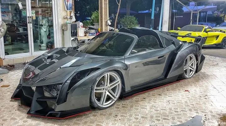 Toyota Mr2 Lambo: Khi Hai Thế Giới Động Cơ Gặp Gỡ Và Tạo Nên Một Biểu Tượng Độc Đáo