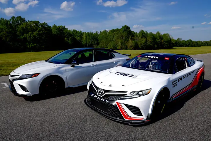Toyota Nascar: Lịch Sử, Thành Tựu Và Tương Lai Của Thương Hiệu Trong Giải Đua Xe Mỹ