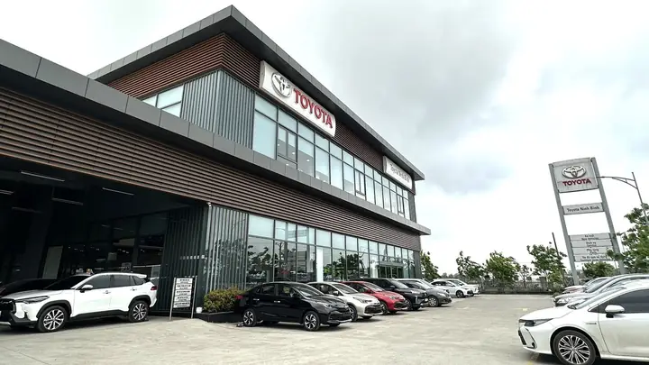 Toyota Ninh Bình: Tổng Quan Về Đại Lý, Dịch Vụ Và Trải Nghiệm Mua Xe Tại Địa Phương