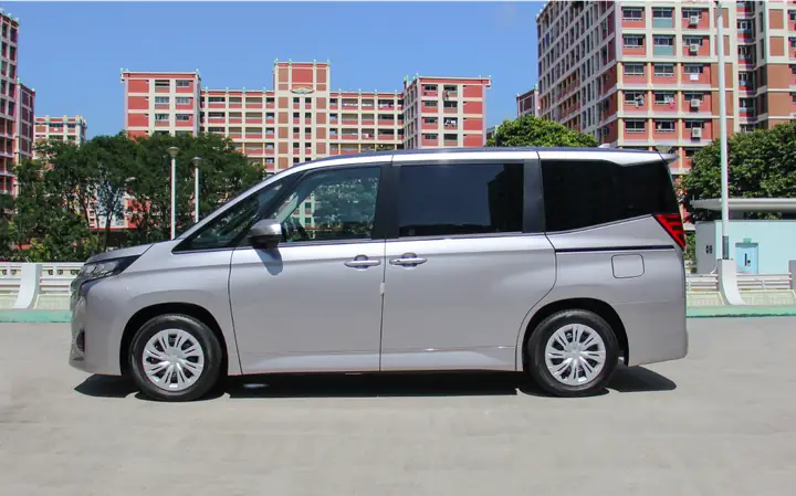 Toyota Noah – Tổng Quan Chi Tiết Về Mẫu Xe Gia Đình Đa Năng