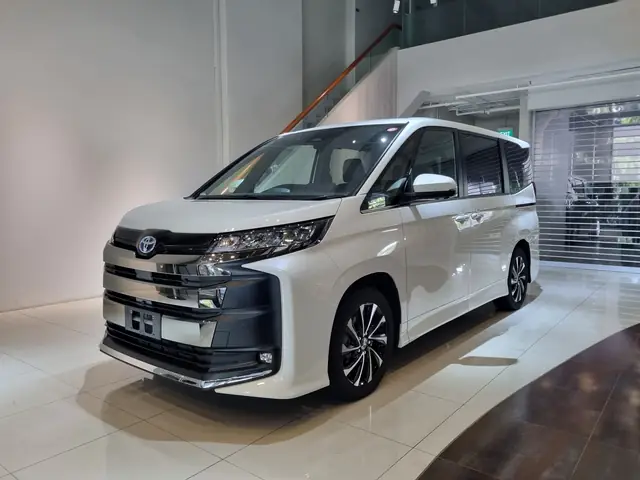 Toyota Noah Hybrid – Tổng Quan Và Những Điểm Cần Biết Cho Người Dùng