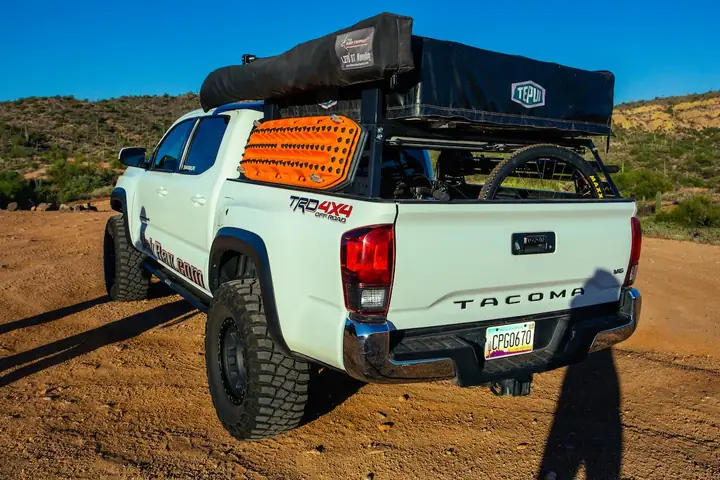 Toyota Overland – Tổng Quan Về Dòng Xe Đa Dụng Của Toyota Và Những Điểm Nổi Bật Cần Biết