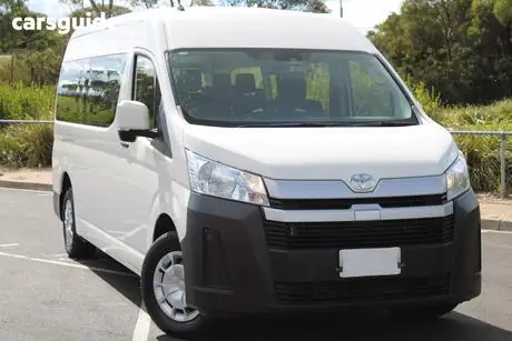 Toyota People Mover – Giới Thiệu Toàn Diện Về Dòng Xe Đa Dụng Của Toyota Toyota People Mover – Giới Thiệu Toàn Diện Về Dòng Xe Đa Dụng Của Toyota