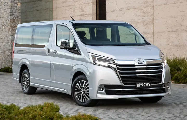 Toyota People Mover – Giới Thiệu Toàn Diện Về Dòng Xe Đa Dụng Của Toyota