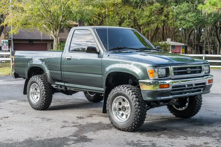 Toyota Pickup: Tổng Quan Về Dòng Xe Bán Tải Đa Dụng Và Hiệu Suất Cao Toyota Pickup: Tổng Quan Về Dòng Xe Bán Tải Đa Dụng Và Hiệu Suất Cao