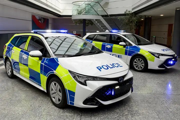 Toyota Police: Tổng Quan Về Các Xe Cảnh Sát Toyota Và Ứng Dụng Thực Tiễn